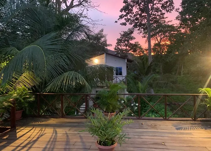 Hostal Hilltop Capurgana